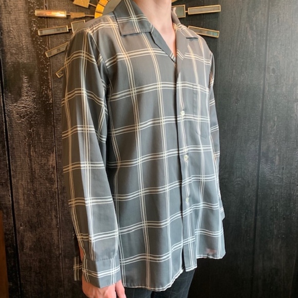 Vintage Arrow Cotton Button Down - Picture 2 of 5